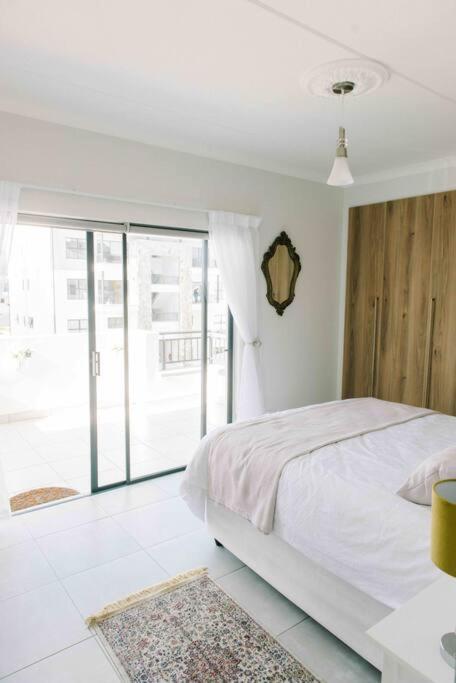 Apartment Bright And Airy Parisian Gem Close To The *